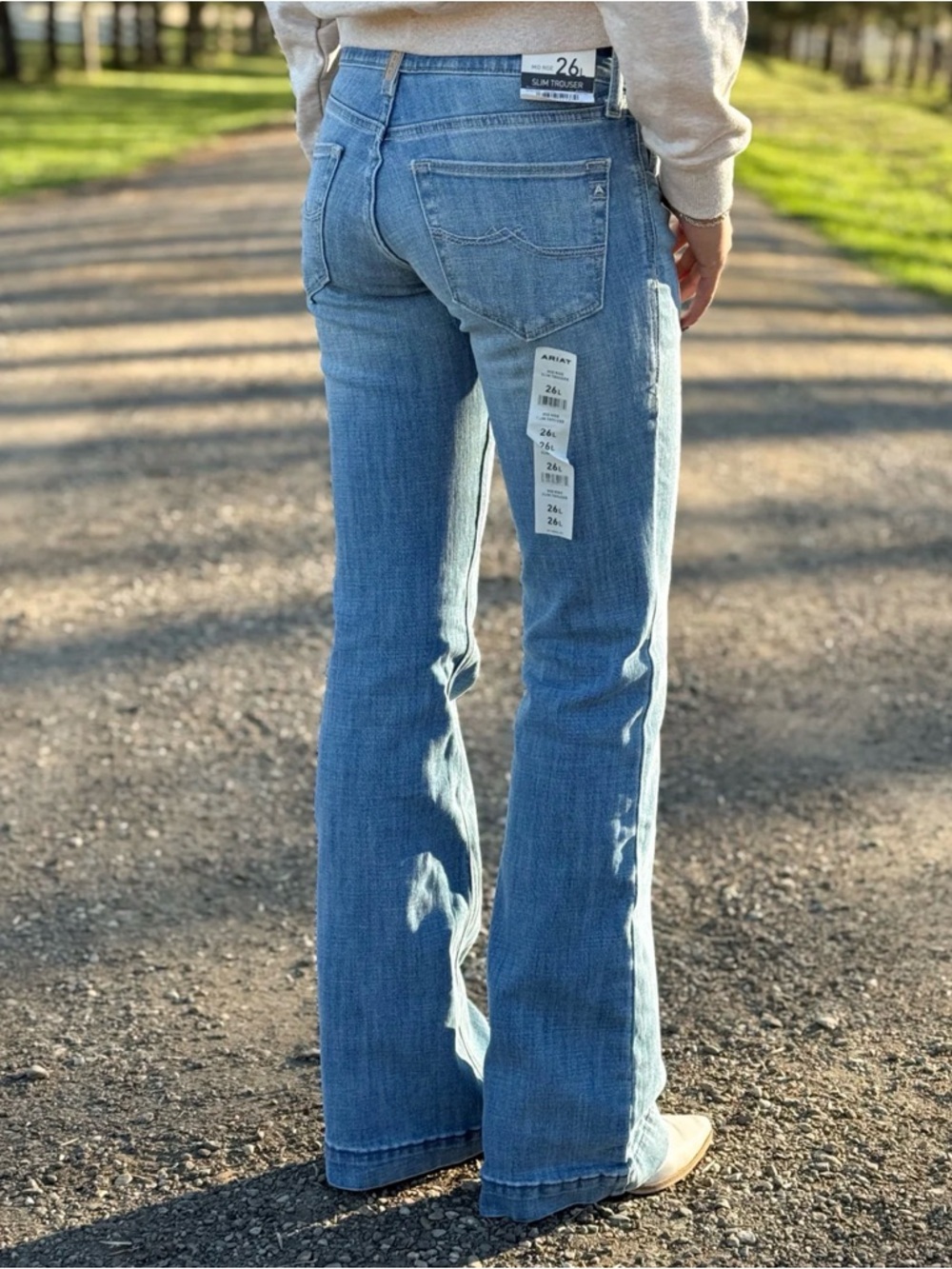 Ariat 31L